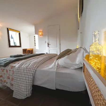 La Bottellie - & D'hotes Entre Cevennes Et Camargue 3* Saint-Genies-de-Malgoires