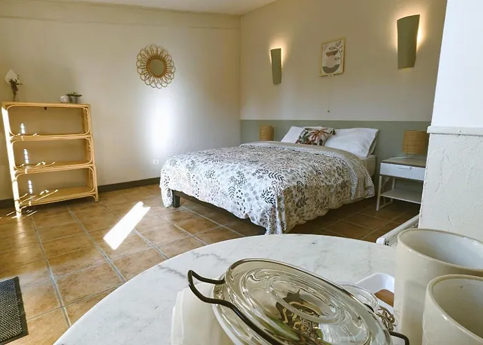 La Bottellie - & D'hotes Entre Cevennes Et Camargue 3*