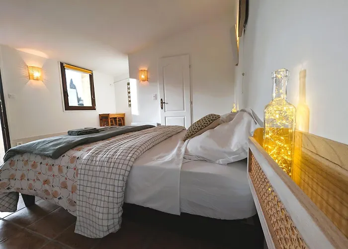 La Bottellie - & D'hotes Entre Cevennes Et Camargue 3* Saint-Genies-de-Malgoires